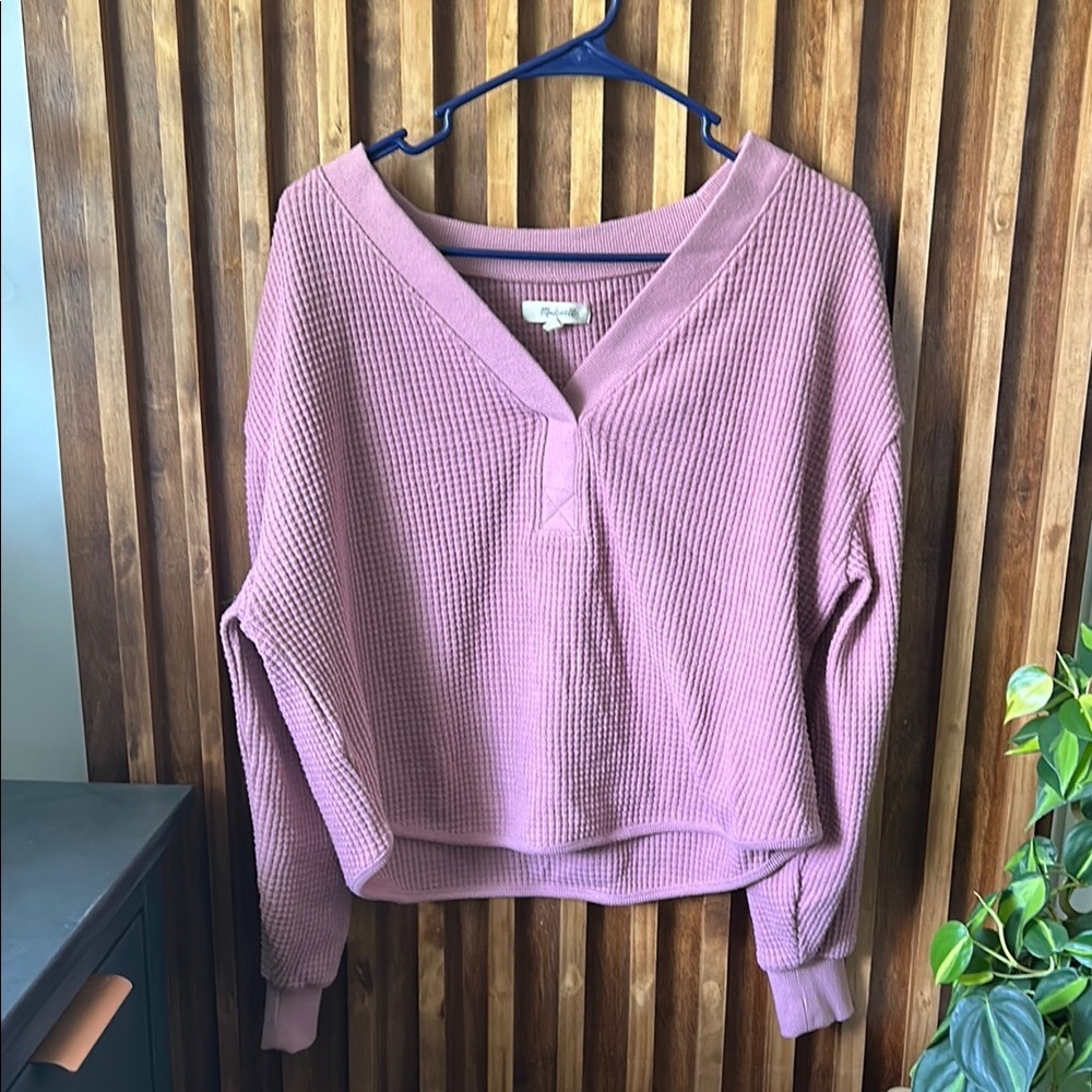 Madewell Brushed Waffle V Neck Tee. Size L
